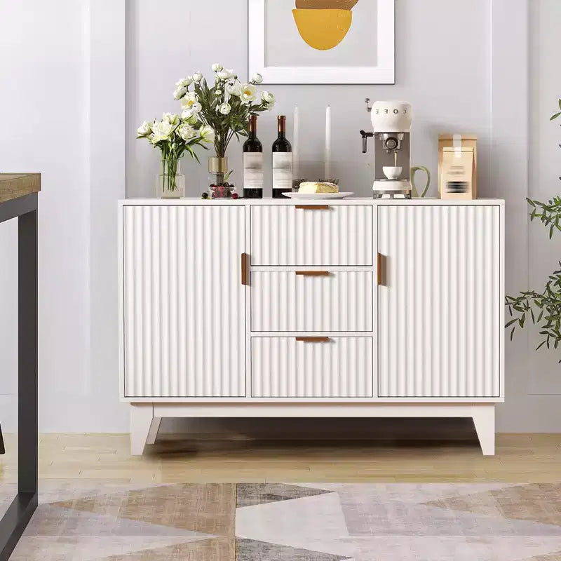 Mobile credenza scanalato bianco/marrone con 3 cassetti e 2 ante, montaggio da 1 persona