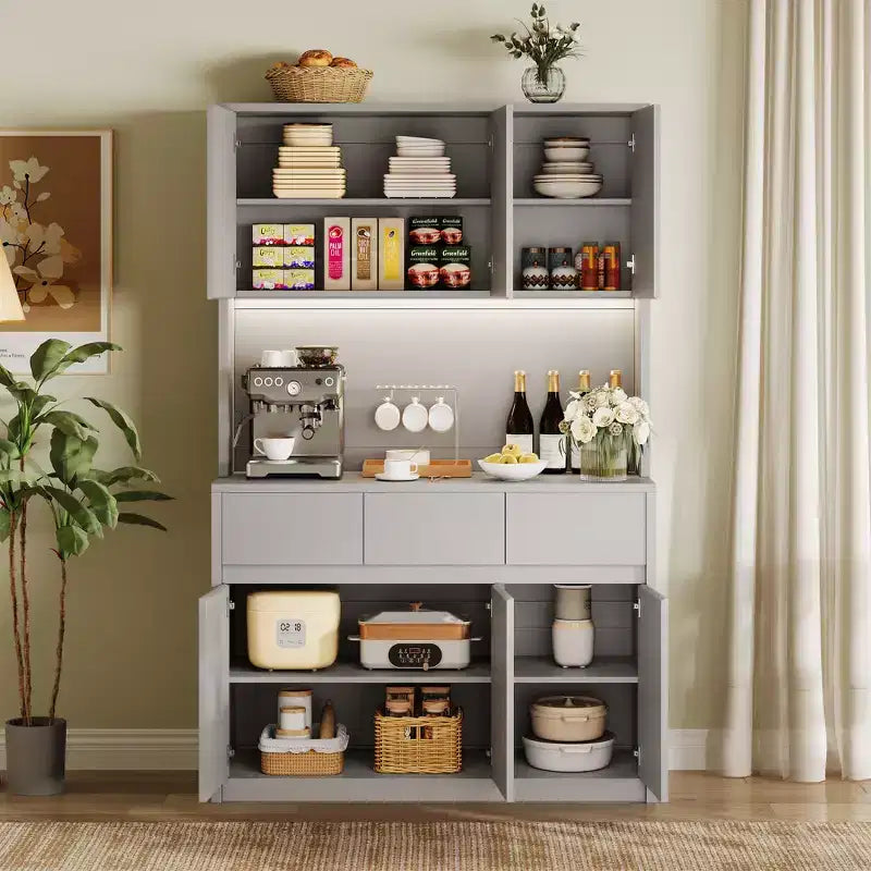 Credenza dispensa da 70" (178 cm) Nera/Grigia/Bianca con Stazione di Ricarica, Supporto per Microonde e 3 Cassetti