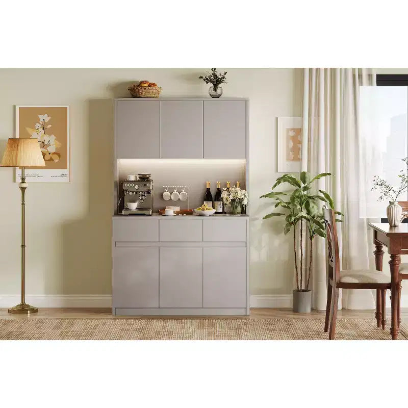 Credenza dispensa da 70" (178 cm) Nera/Grigia/Bianca con Stazione di Ricarica, Supporto per Microonde e 3 Cassetti