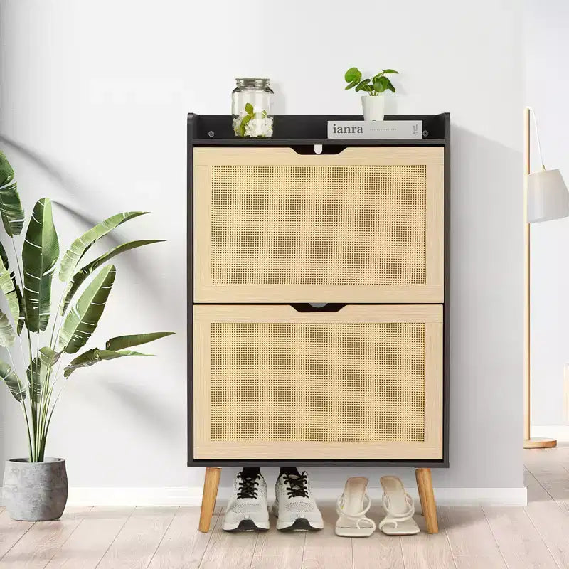 Scarpiera in rattan naturale a 2 cassetti, profondità ridotta 23,5 cm, capienza 8 paia